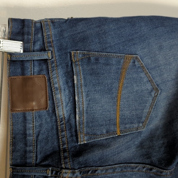 Driftwood Distressed Ankle Length Skinny Jeans - Picture 7 of 11